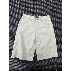 Gloria Vanderbilt Bermuda Shorts Womens 6 Cream Excellent Cotton Stretch Z063